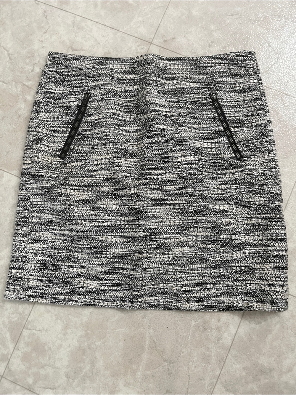 LOFT Black and White Knit Mini Skirt with Zip Pockets 4